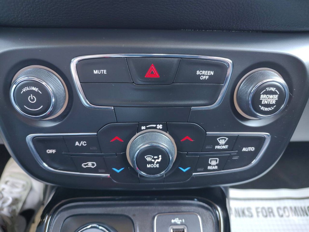 2021 Jeep Compass Image 38