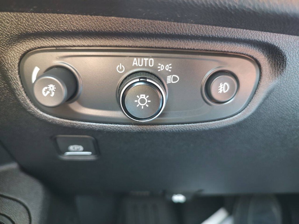 2018 GMC Terrain Image 30