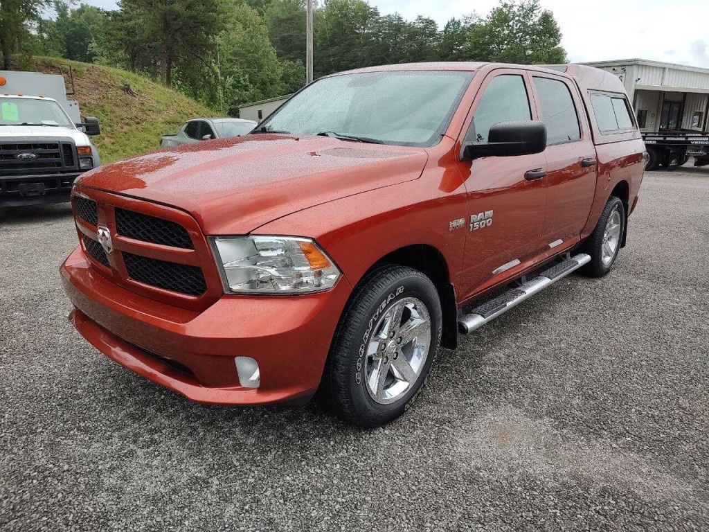2013 RAM 1500 Image 2