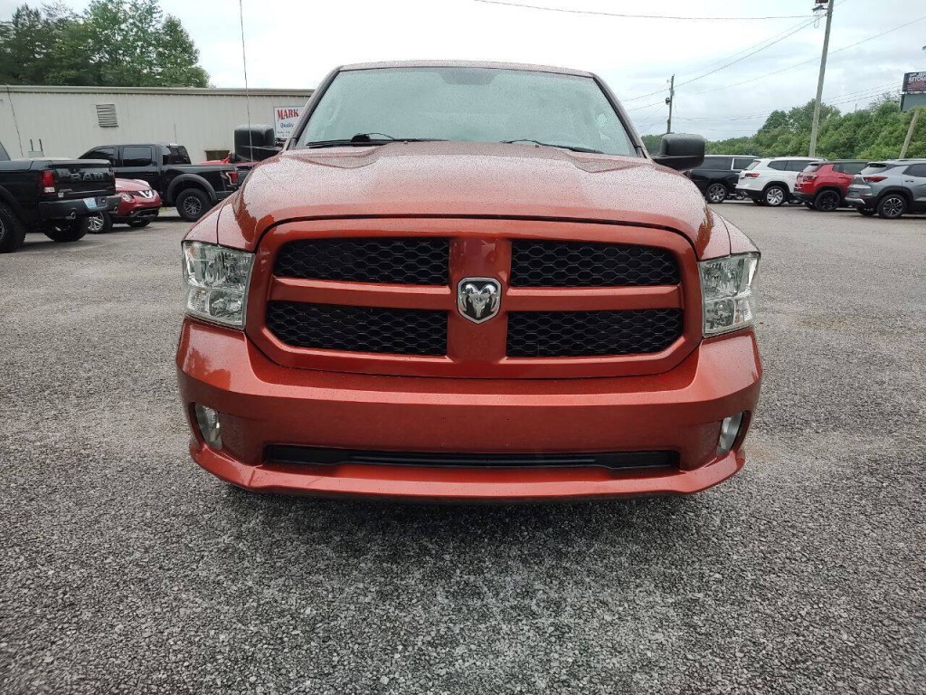 2013 RAM 1500 Image 3