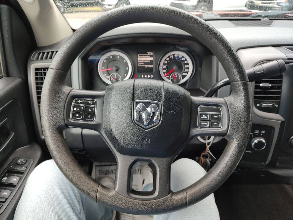 2013 RAM 1500 Image 25
