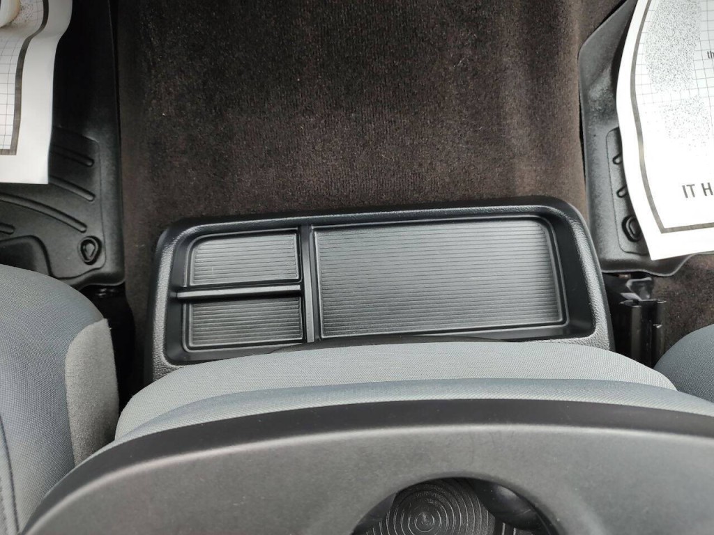 2013 RAM 1500 Image 28