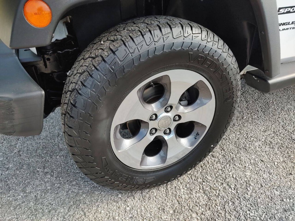 2018 Jeep Wrangler Image 11
