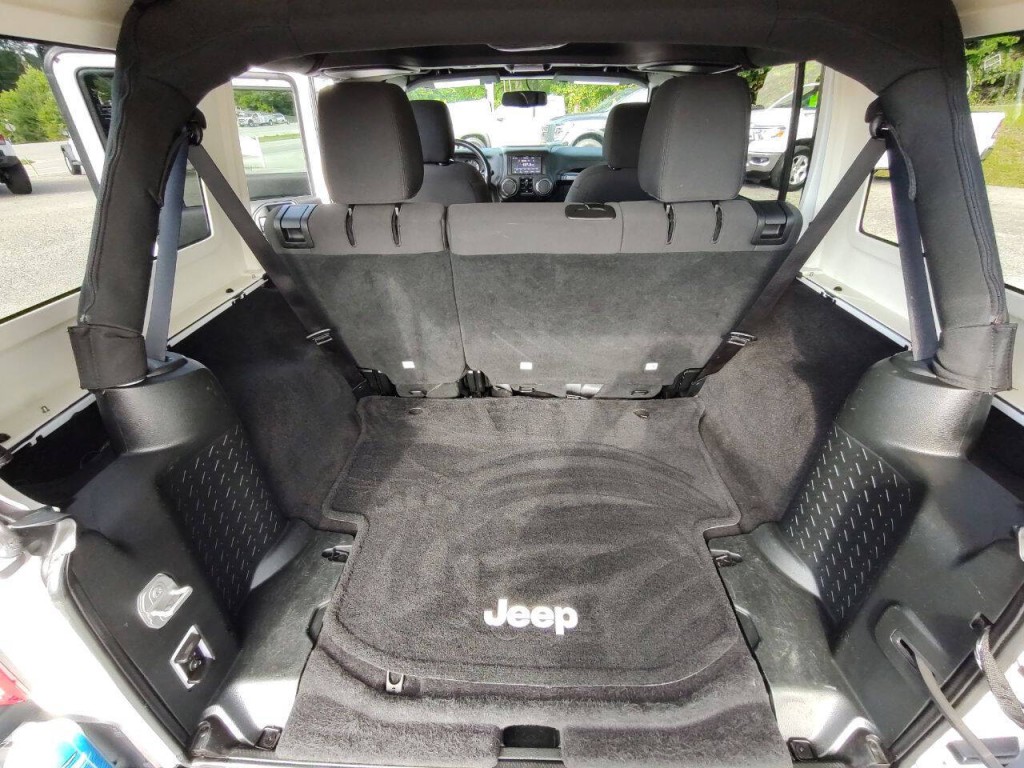 2018 Jeep Wrangler Image 17