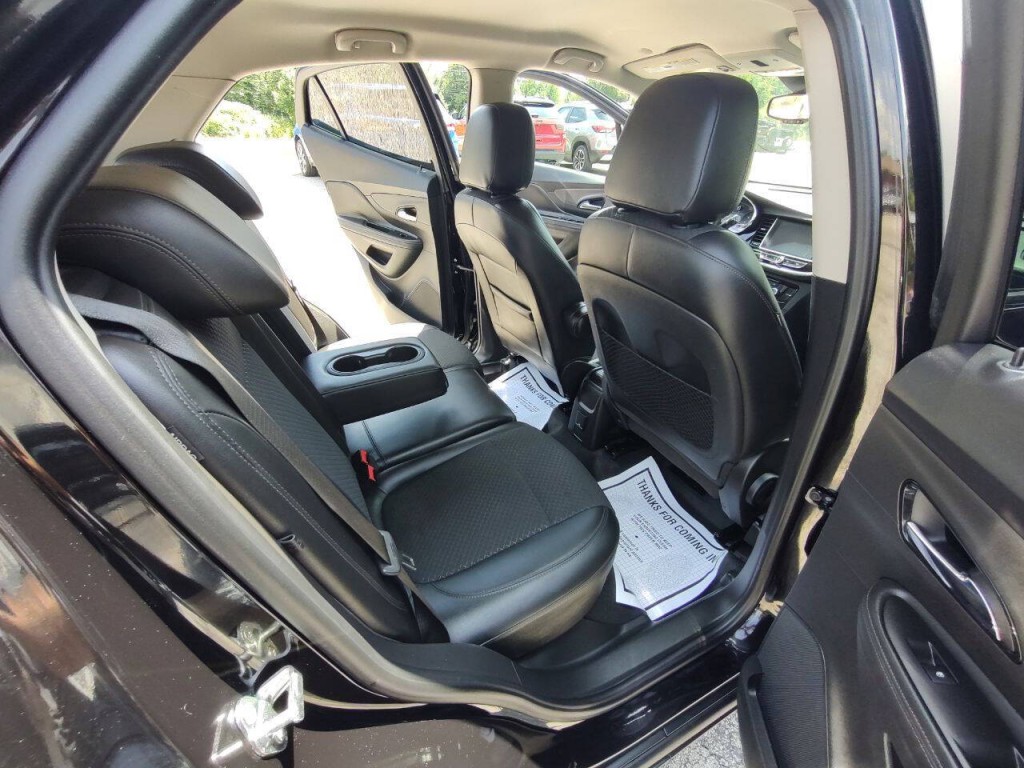 2017 Buick Enclave Image 16