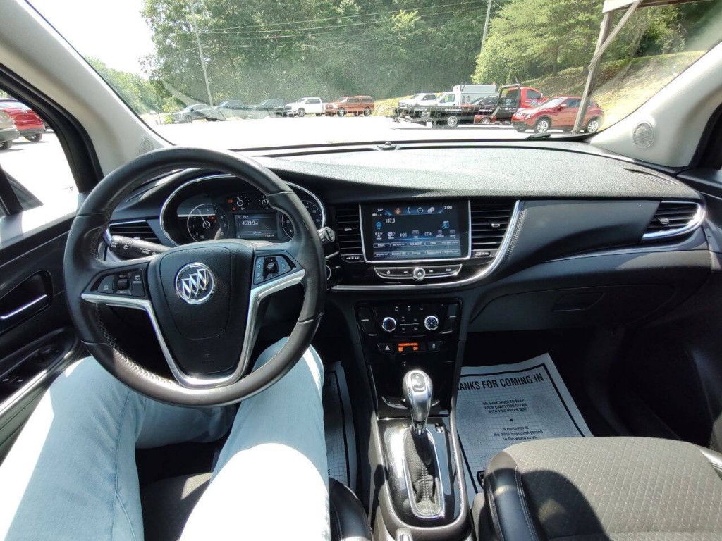 2017 Buick Enclave Image 24