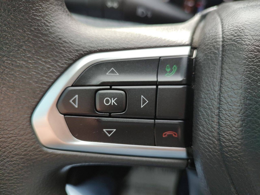 2025 Jeep Compass Image 25