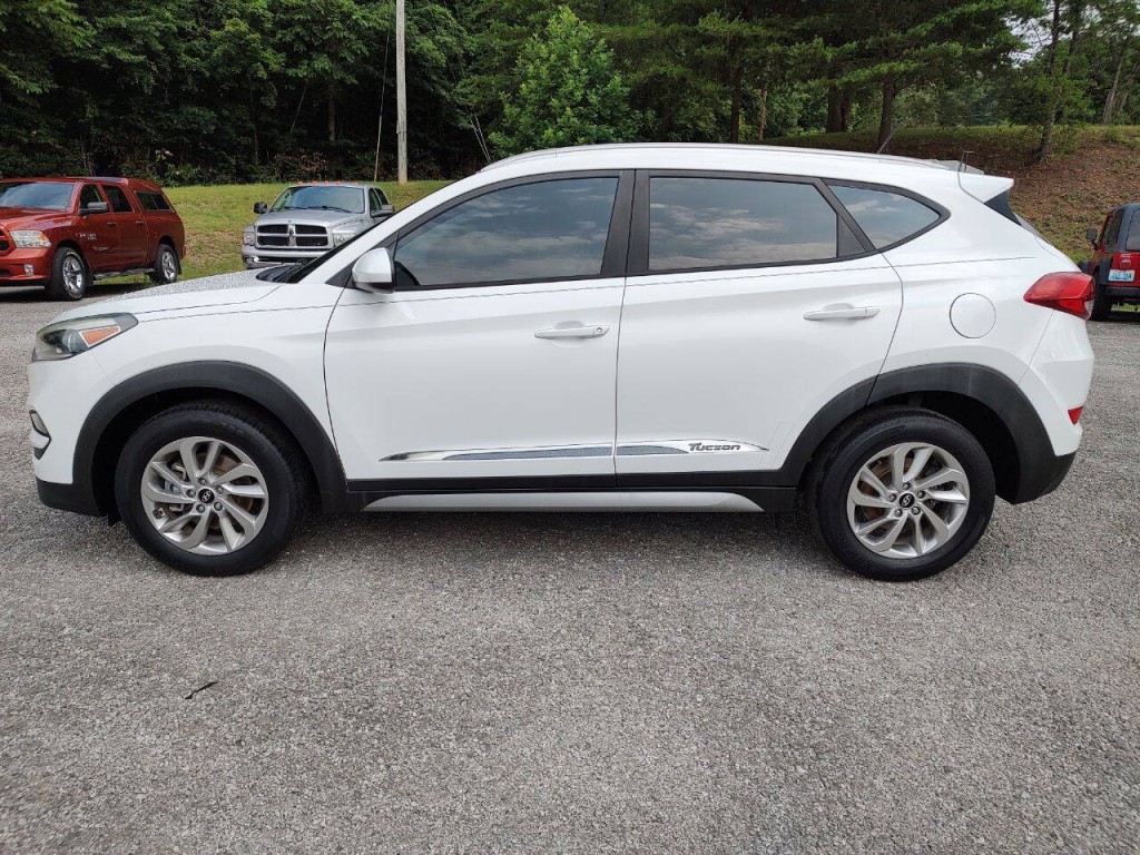 2017 Hyundai Tucson Image 9