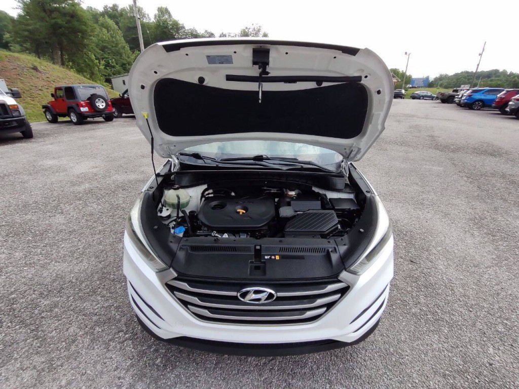 2017 Hyundai Tucson Image 13