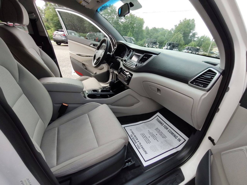 2017 Hyundai Tucson Image 22