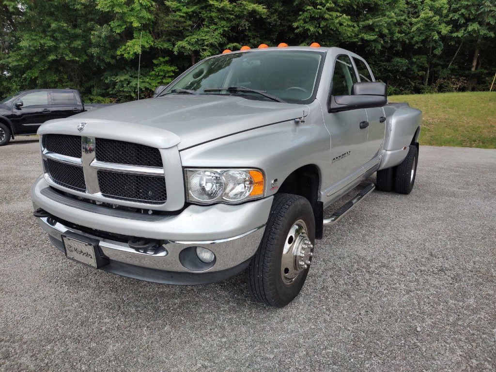 2003 Dodge Ram 3500 Image 2