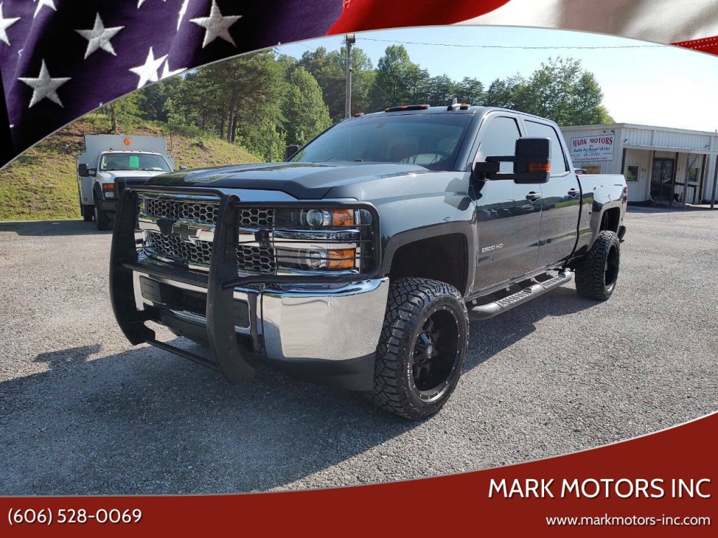 2019 Chevrolet Silverado 1500 Image 1