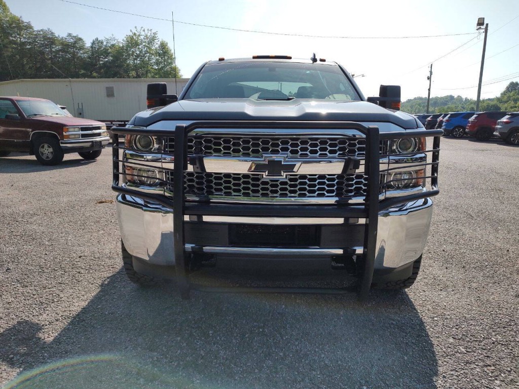 2019 Chevrolet Silverado 1500 Image 3