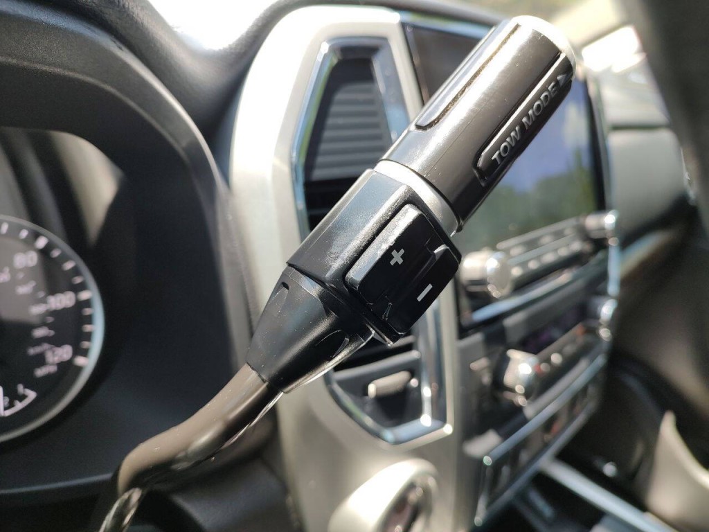 2020 Nissan Titan Image 35