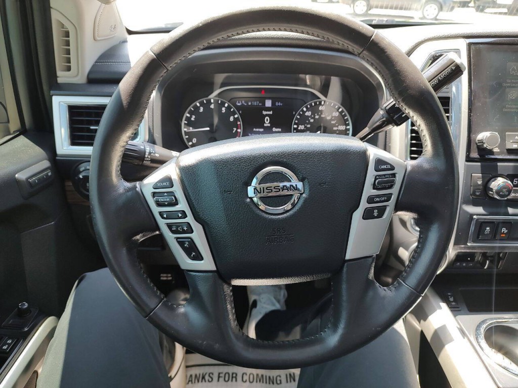 2020 Nissan Titan Image 37
