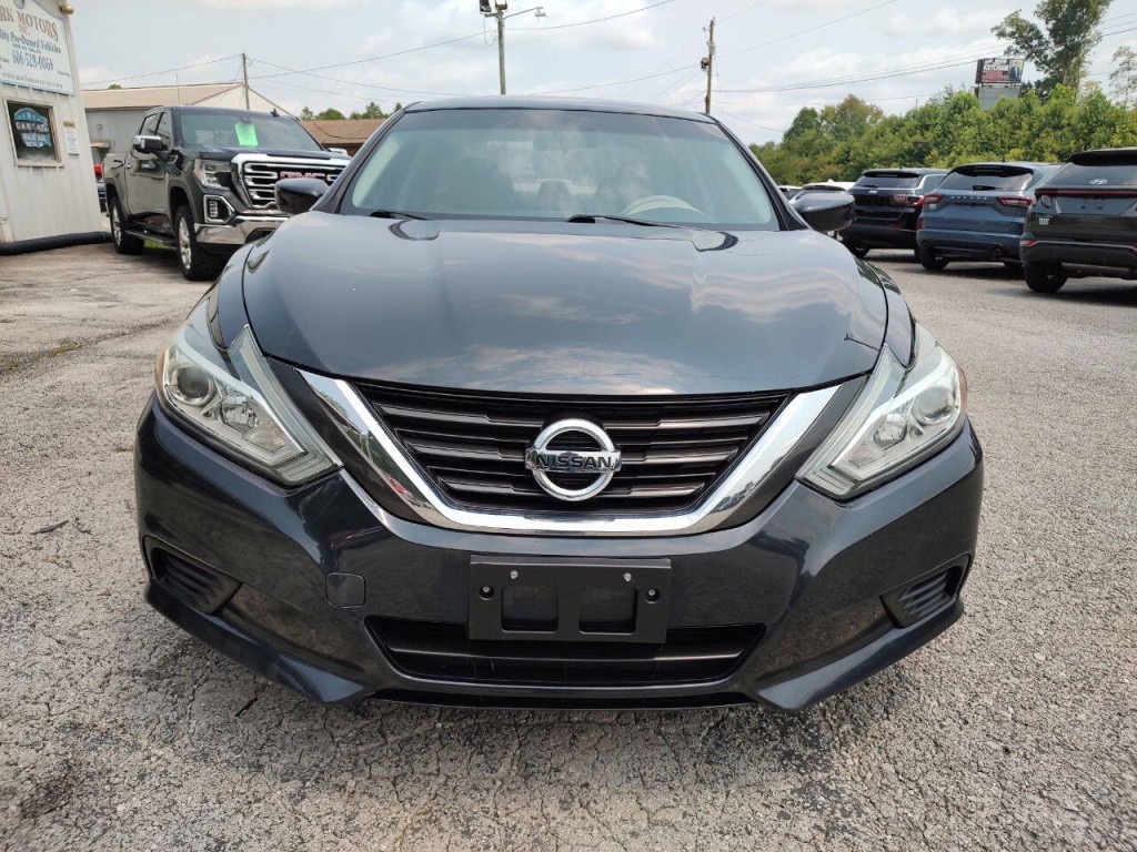 2017 Nissan Altima Image 3