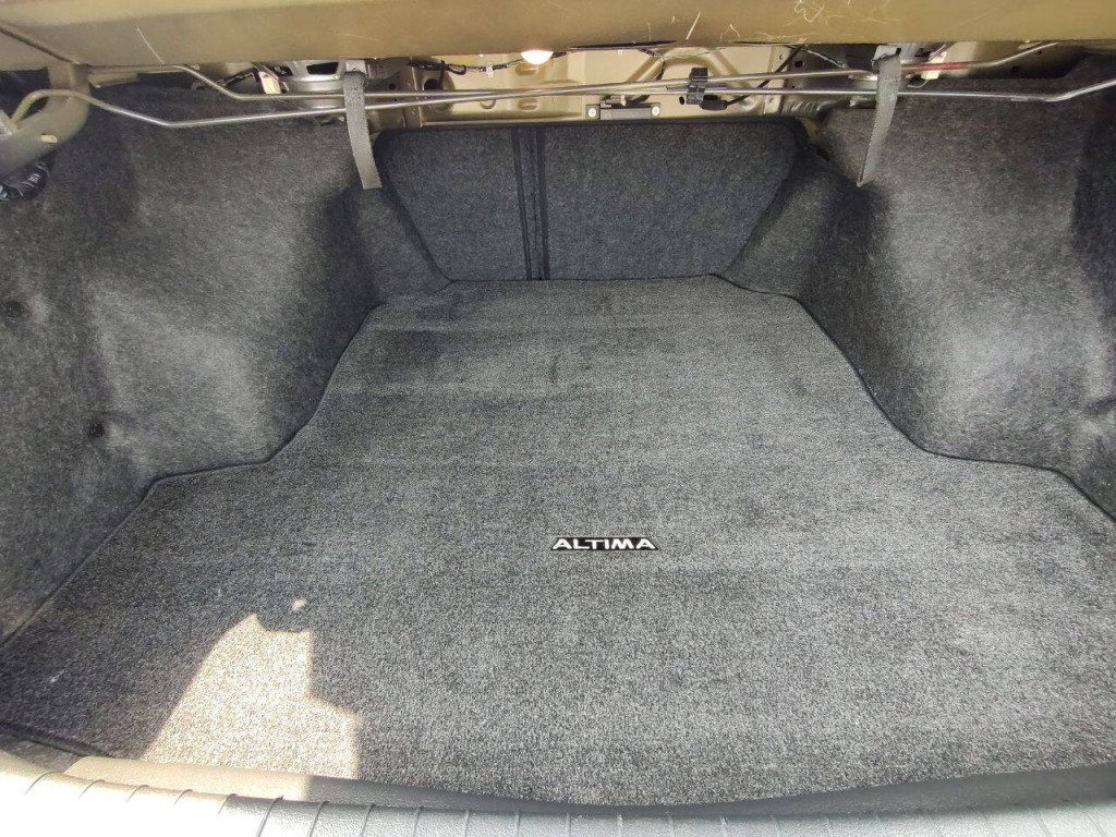 2017 Nissan Altima Image 20