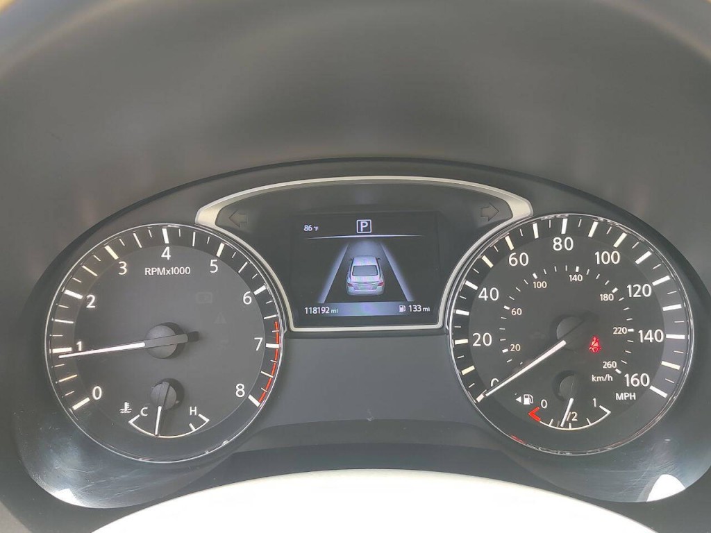 2017 Nissan Altima Image 27
