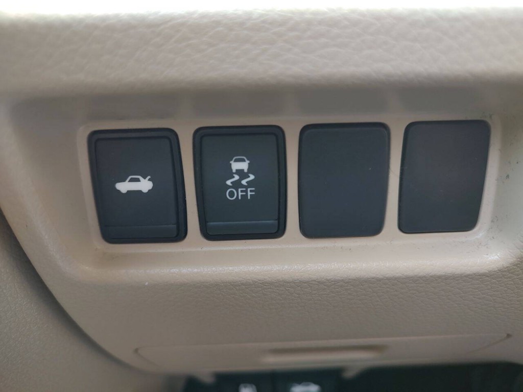 2017 Nissan Altima Image 35