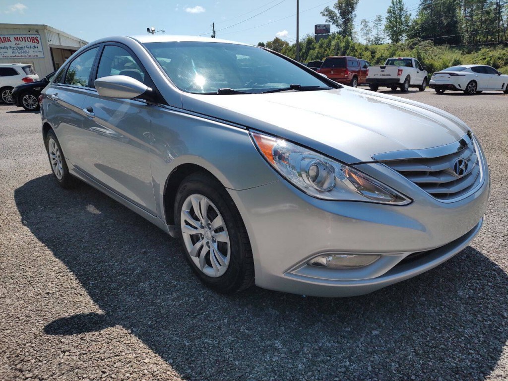 2013 Hyundai Sonata Image 4