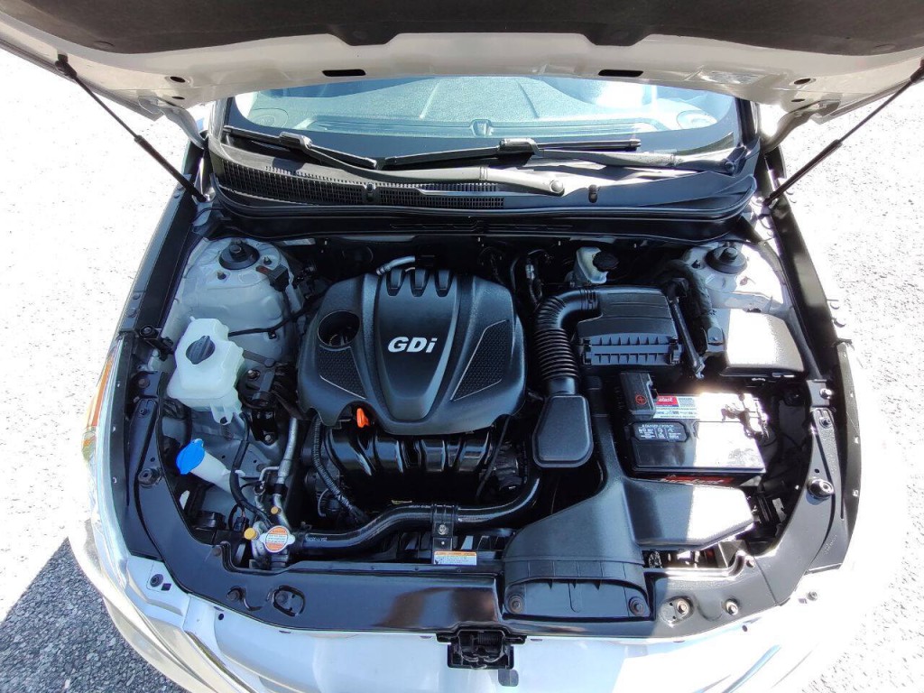 2013 Hyundai Sonata Image 12