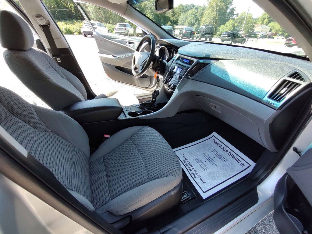 2013 Hyundai Sonata Image 18