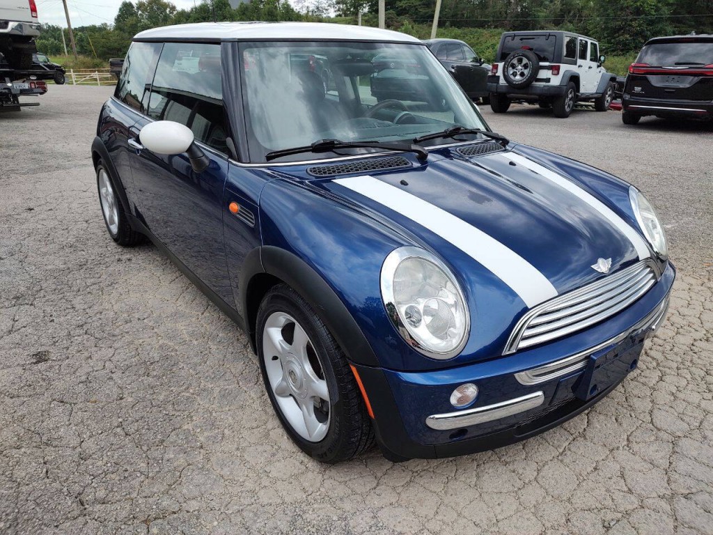 2003 MINI Cooper Image 4