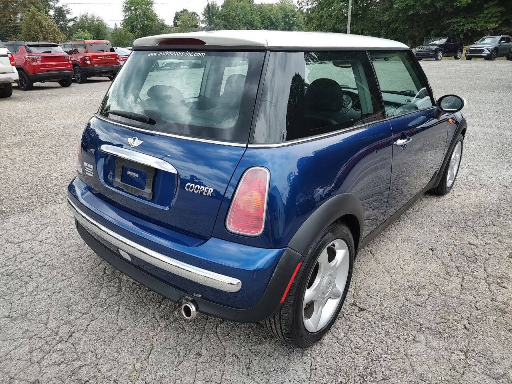 2003 MINI Cooper Image 5
