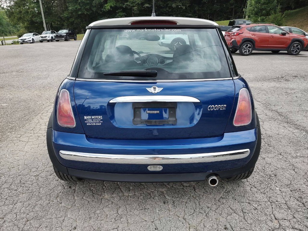2003 MINI Cooper Image 6