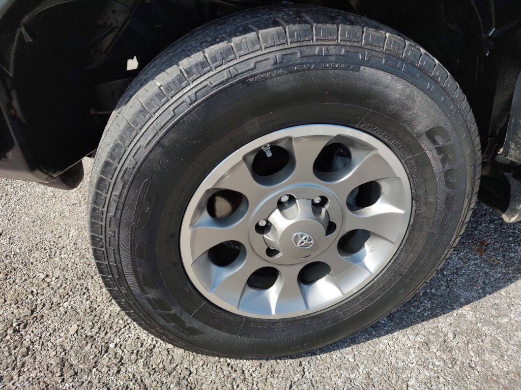 2012 Toyota FJ Cruiser Image 11
