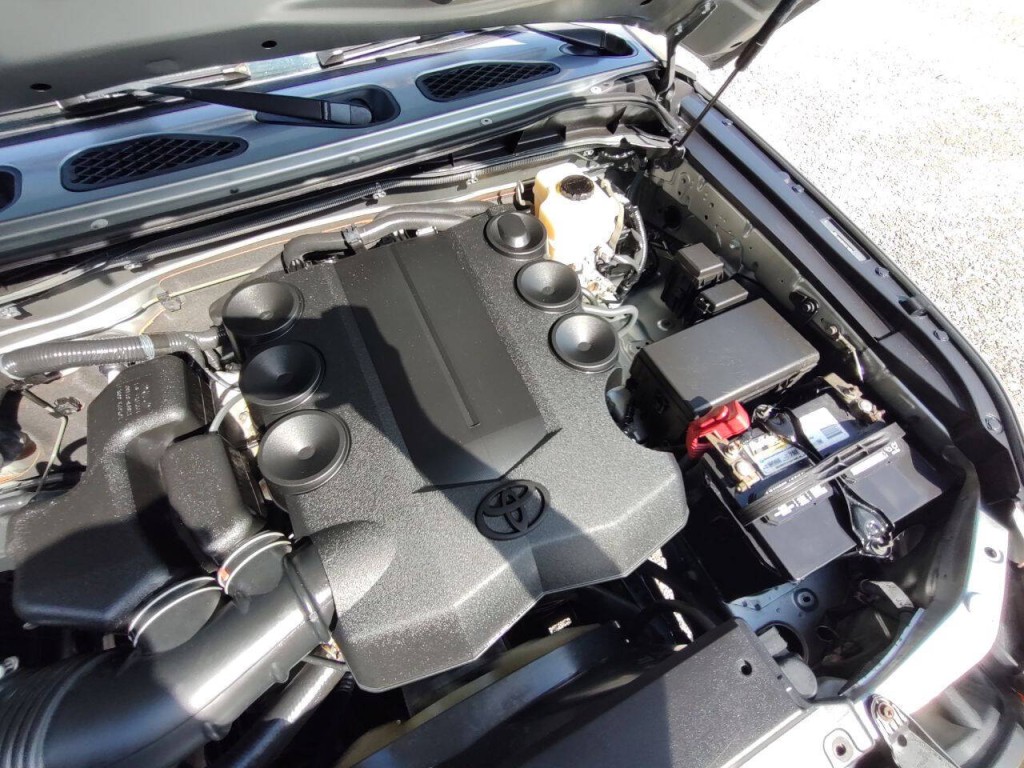 2012 Toyota FJ Cruiser Image 14