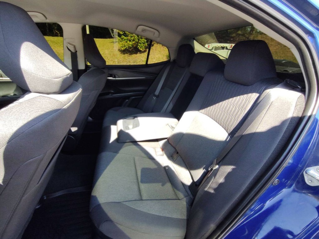 2025 Toyota Camry Image 18