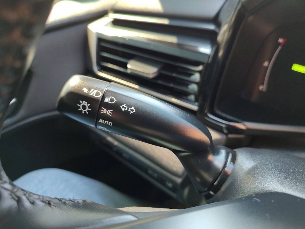2025 Toyota Camry Image 29