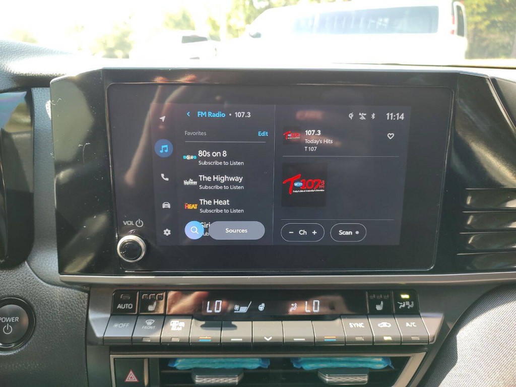 2025 Toyota Camry Image 41