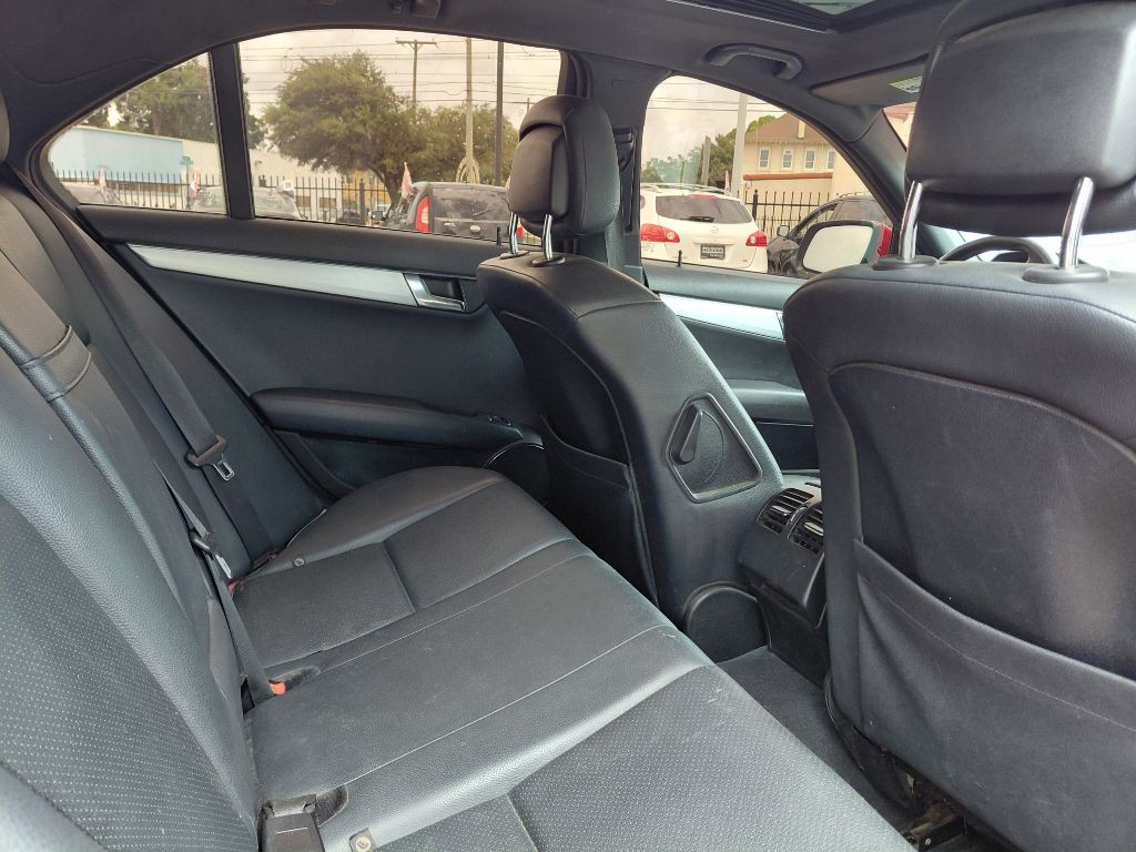 2008 Mercedes-Benz C-Class Image 15