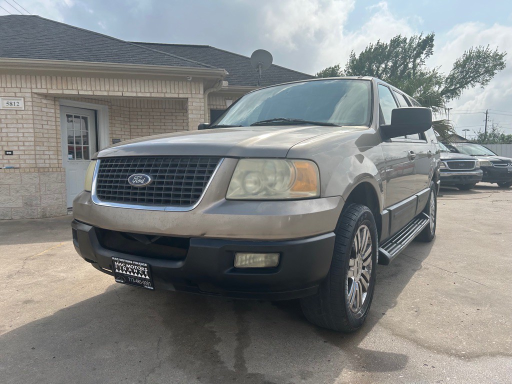 2003 Ford Expedition Image 16