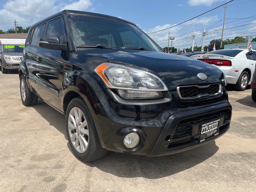 2013 Kia Soul Image 2