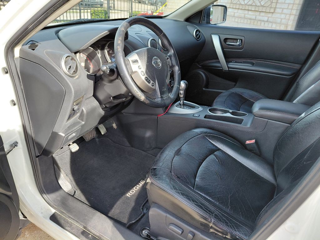 2010 Nissan Rogue Image 11