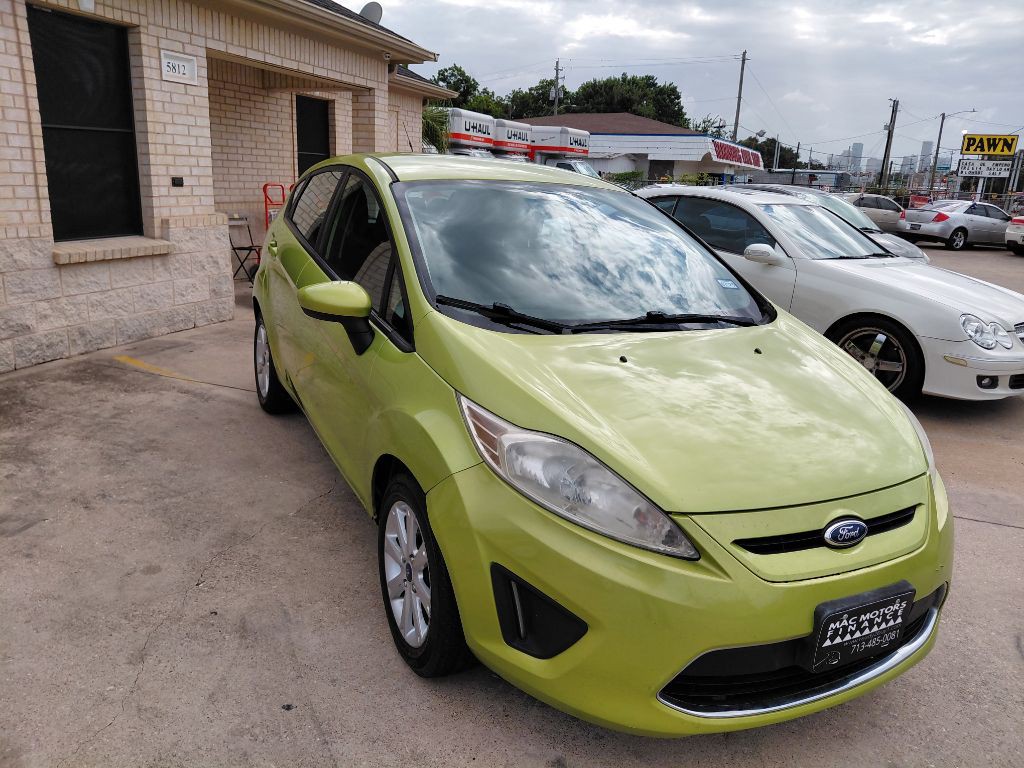 2012 Ford Fiesta Image 13