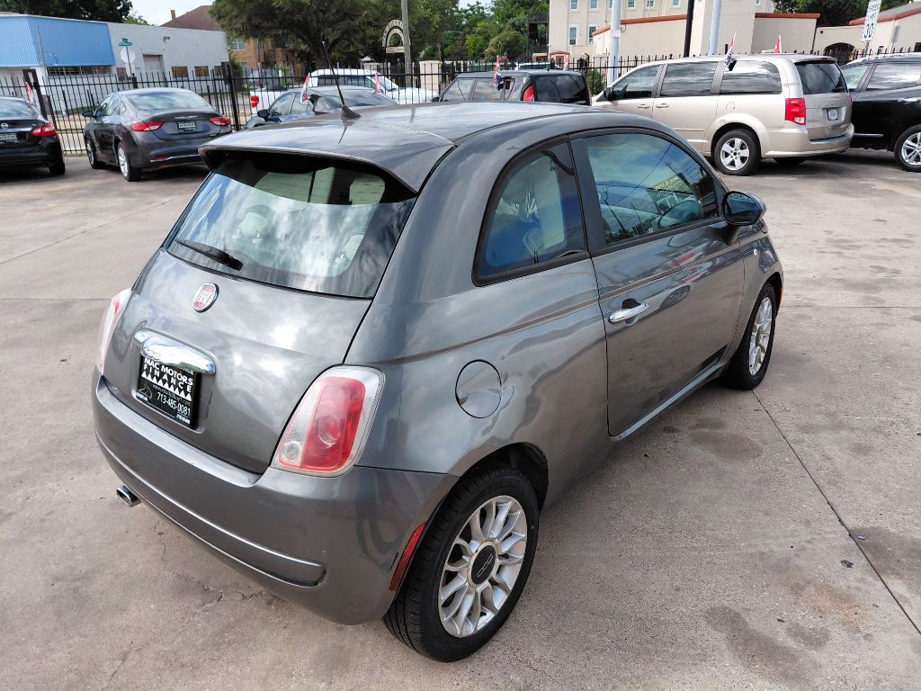 2013 FIAT 500 Image 6