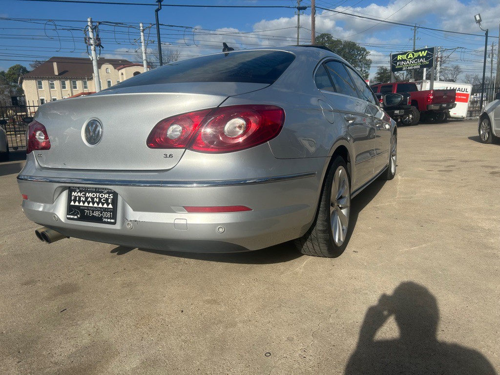 2010 Volkswagen CC Image 6