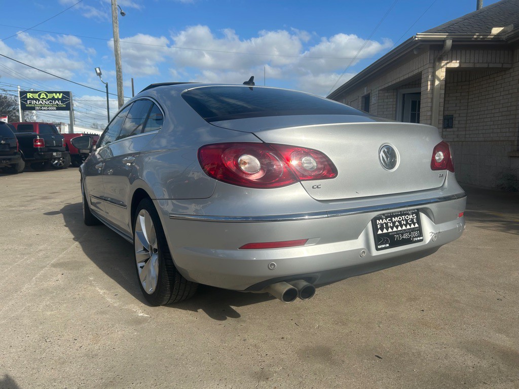 2010 Volkswagen CC Image 7