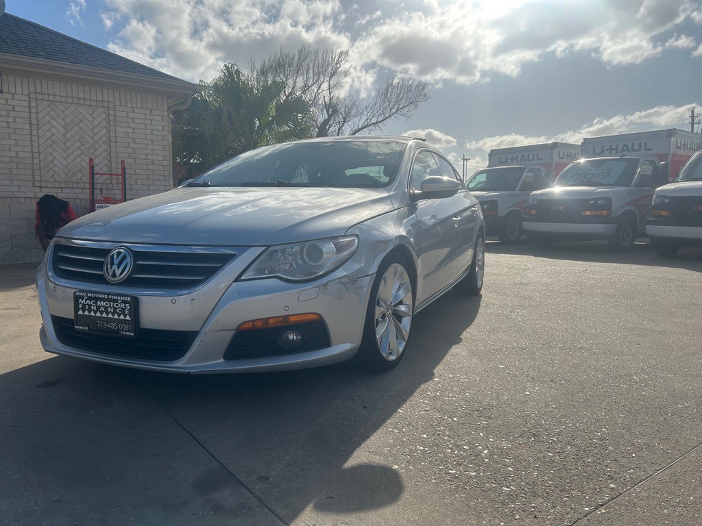 2010 Volkswagen CC Image 8