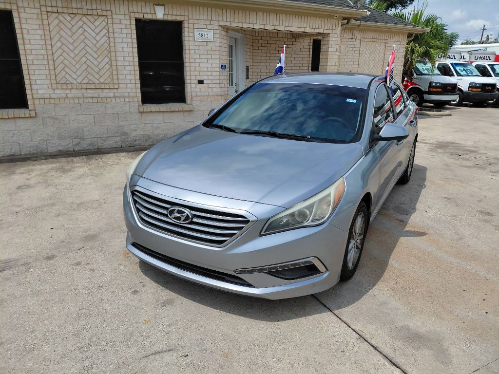 2015 Hyundai Sonata Image 2