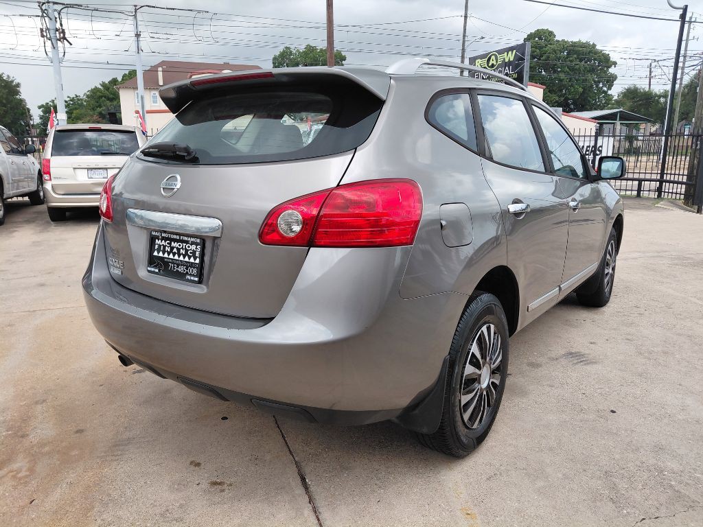 2015 Nissan Rogue Image 4
