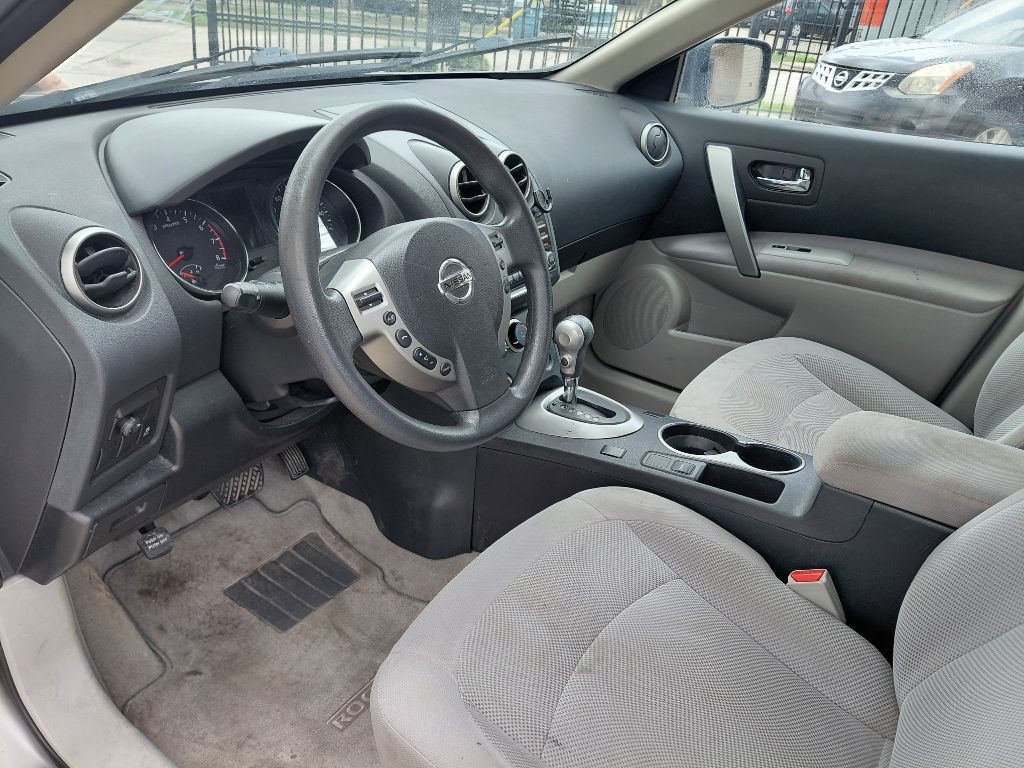 2015 Nissan Rogue Image 12