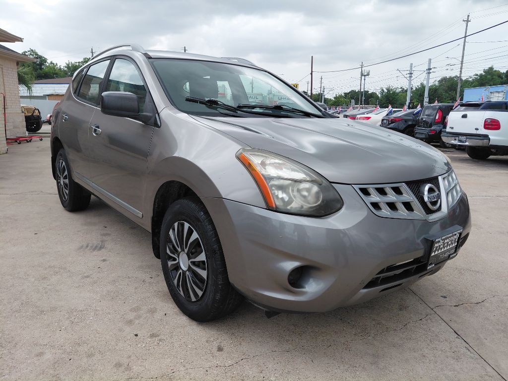 2015 Nissan Rogue Image 16