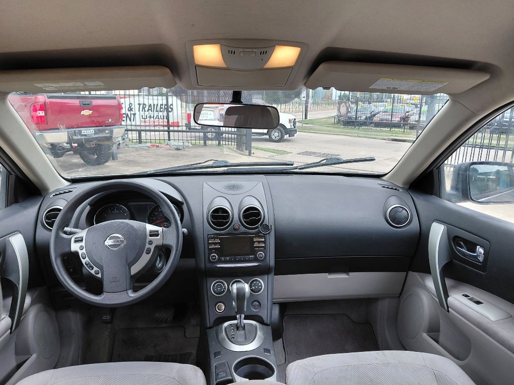 2015 Nissan Rogue Image 17