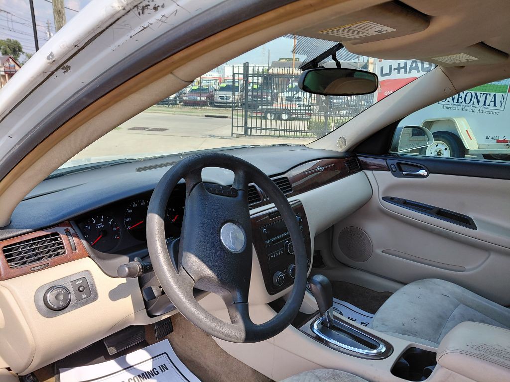 2011 Chevrolet Impala Image 5