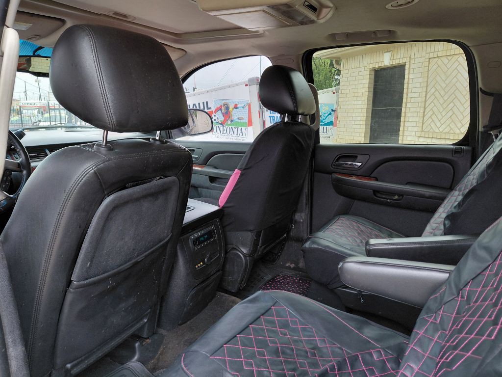 2011 Chevrolet Suburban Image 9